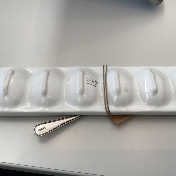 Mud Pie - NEW WiTh Tags- Deviled Egg Server with serving Fork - Picture 4 of 5